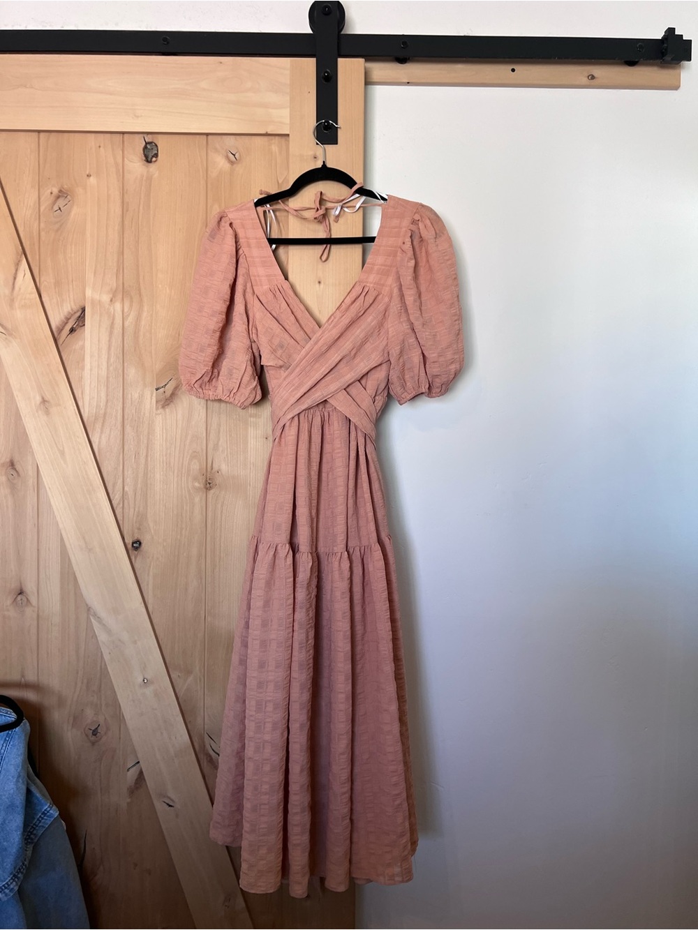 Lulu's Blush Pink Puff-Sleeve Midi Dress